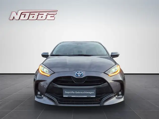 Toyota Yaris view 8