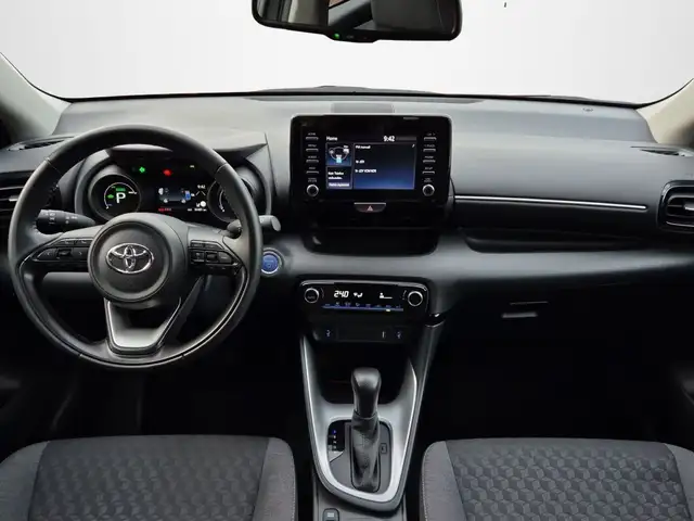 Toyota Yaris view 13