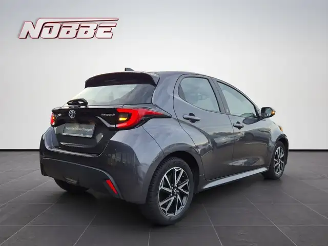 Toyota Yaris view 5