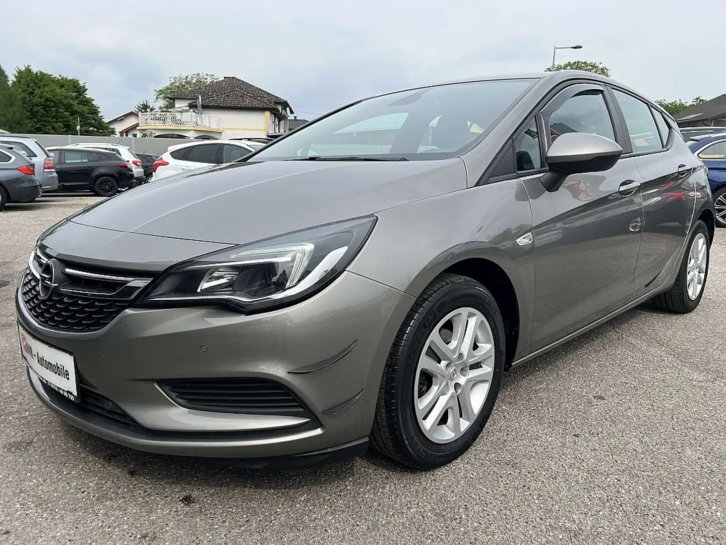 Opel Astra 1,0 Turbo ecoflex Direct Injection Edition St./St. Braun - 2