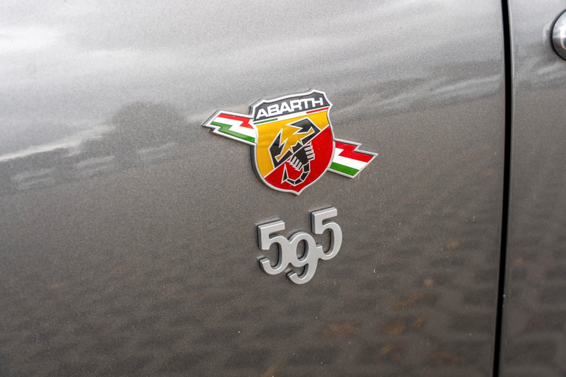 Abarth 595 Urban *Alu17"*PDC*KlimaAuto*SportAGA*165PS* — photo 9