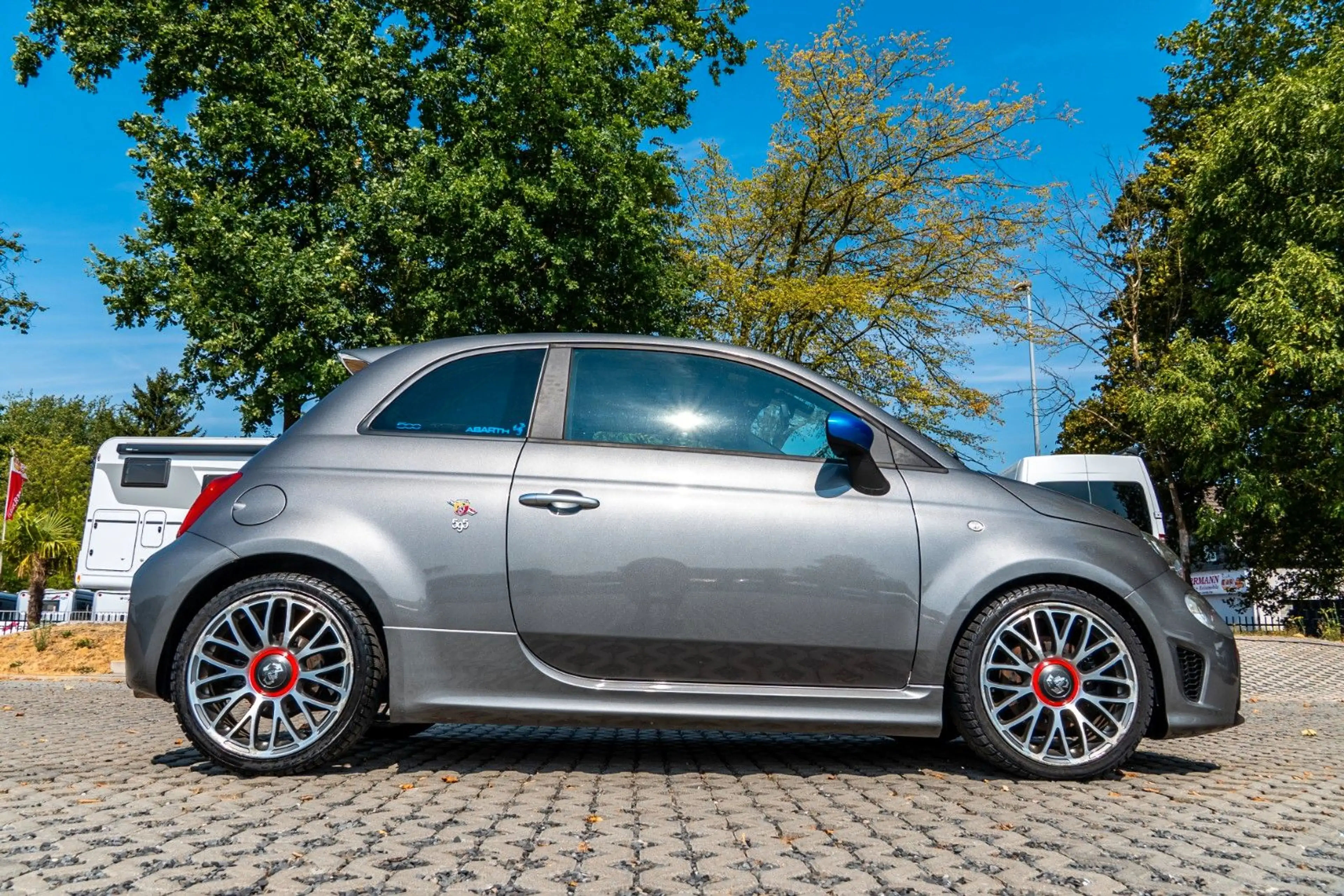 Abarth 595 Urban *Alu17"*PDC*KlimaAuto*SportAGA*165PS* — photo 6