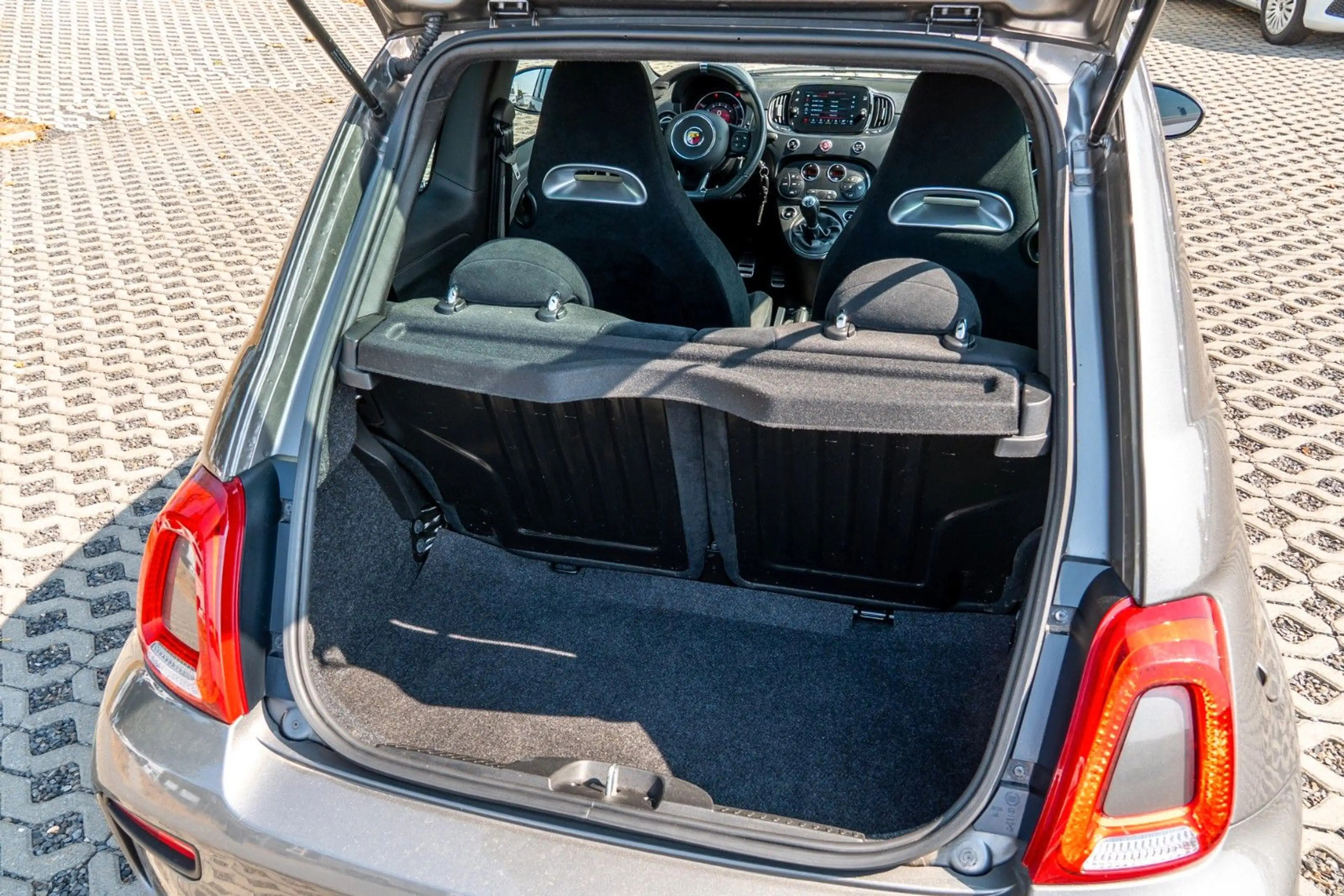 Abarth 595 Urban *Alu17"*PDC*KlimaAuto*SportAGA*165PS* — photo 15