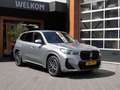 BMW iX1 eDrive20 67 kWh | M-Pakket | NL-Auto | Innovation Gris - thumbnail 2