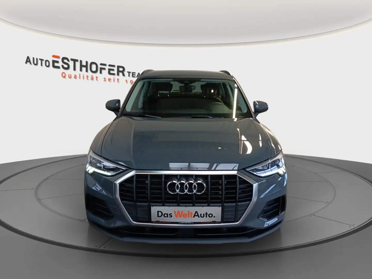 Audi Q3 e-tron 45 TFSI e Gris - 2