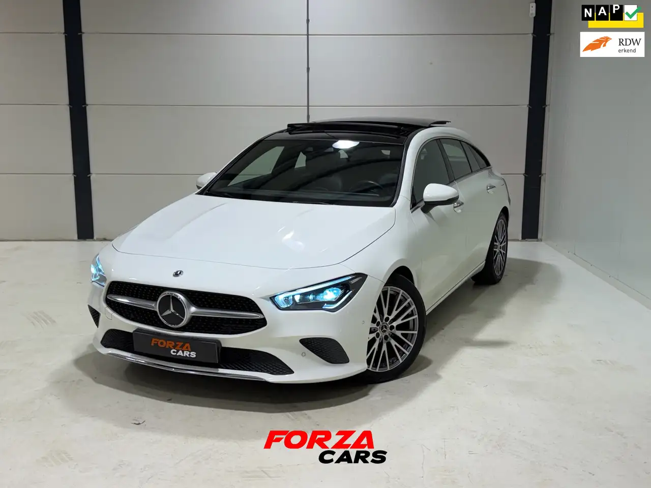 Mercedes-Benz CLA 180