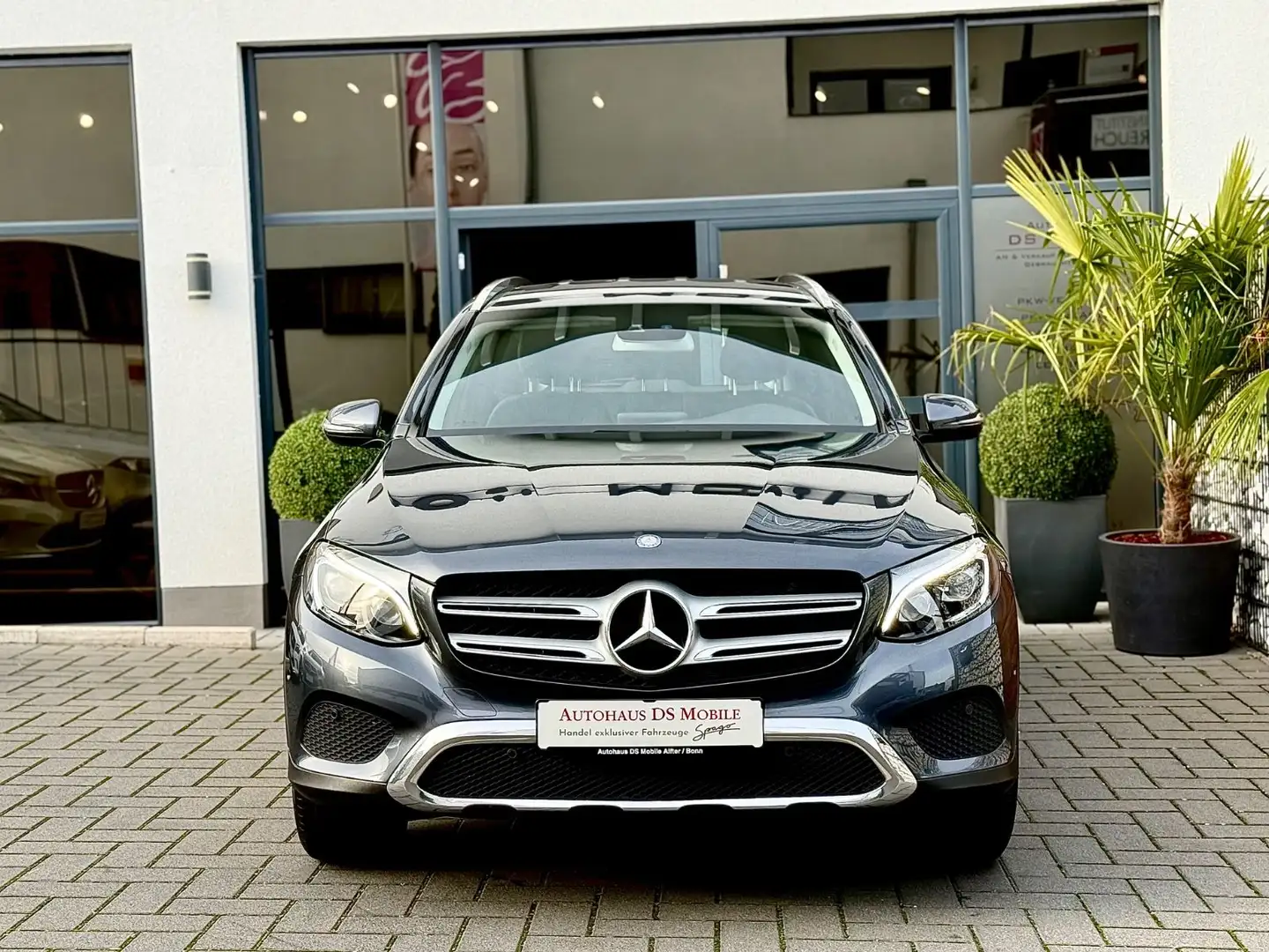 Mercedes-Benz GLC 250 d 4Matic Memory/Navi/AHK Gris - 2