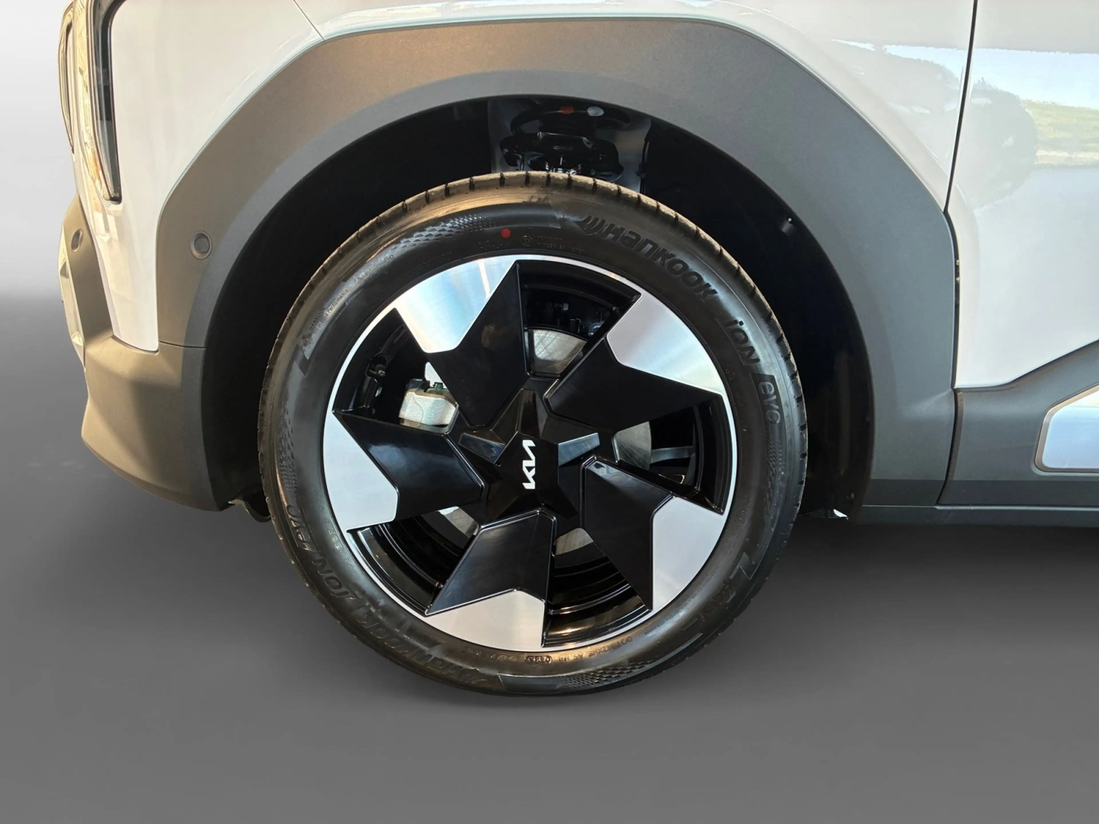 Kia EV2 Elektro 42 W Earth Kamera+W-Pumpe+360+LM — photo 15