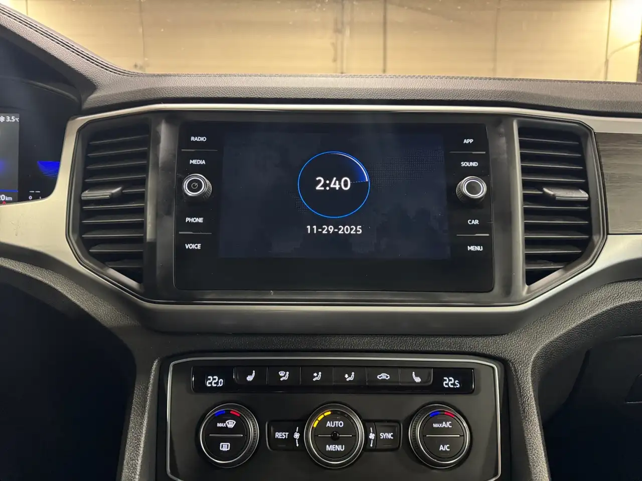 Volkswagen Atlas снимка Volkswagen Atlas