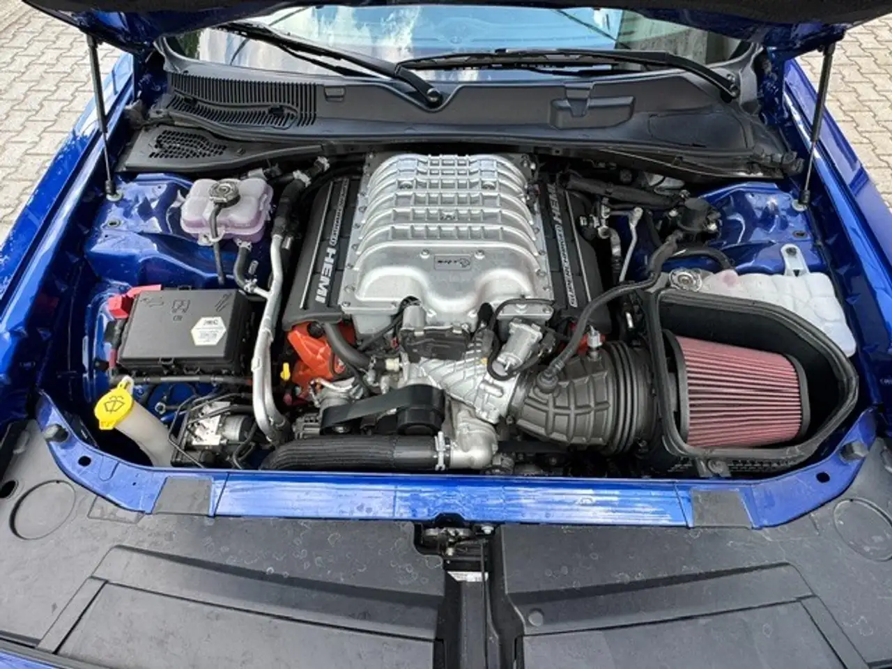 Dodge Challenger 2022 — фото 13