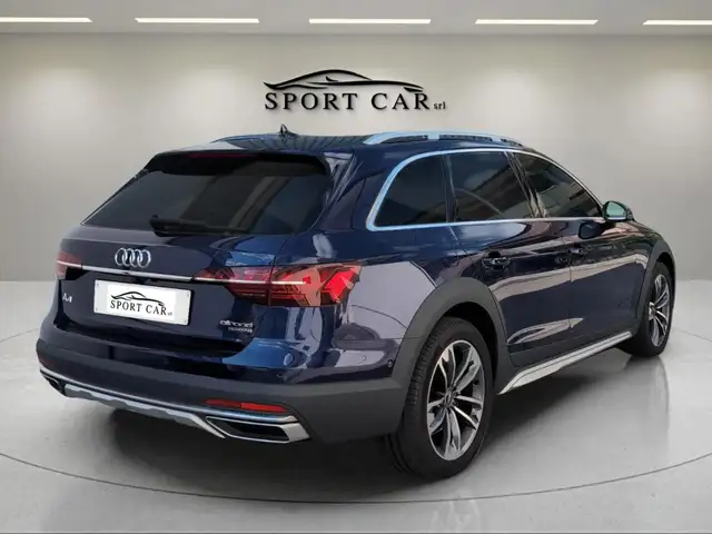 Audi A4 view 5