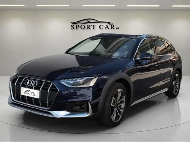 Audi A4 view 3