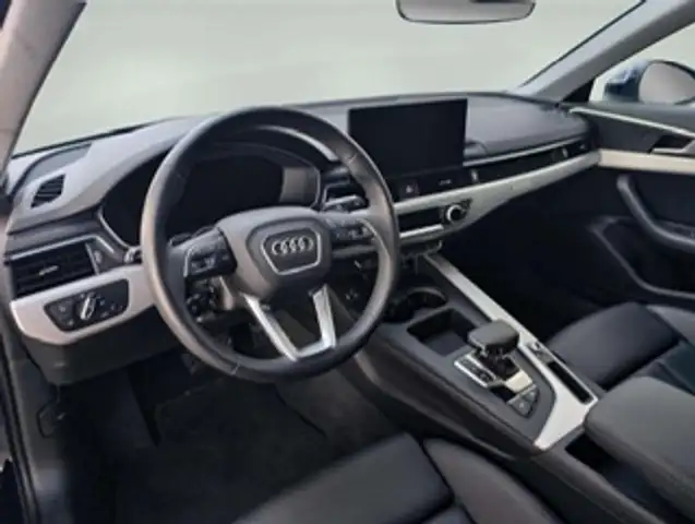 Audi A4 view 8