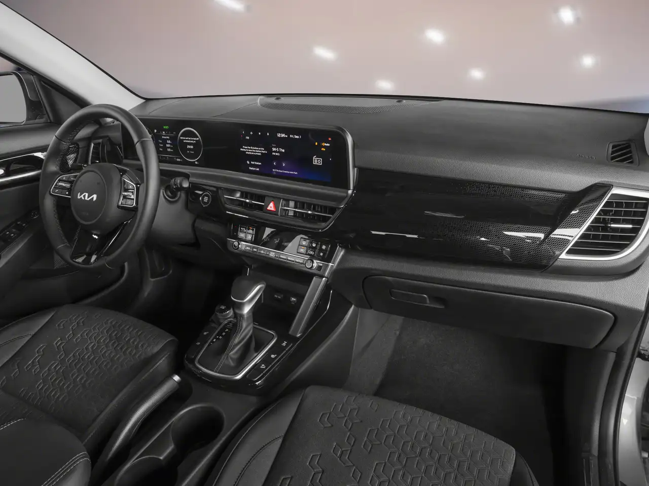 Kia Seltos снимка Kia Seltos