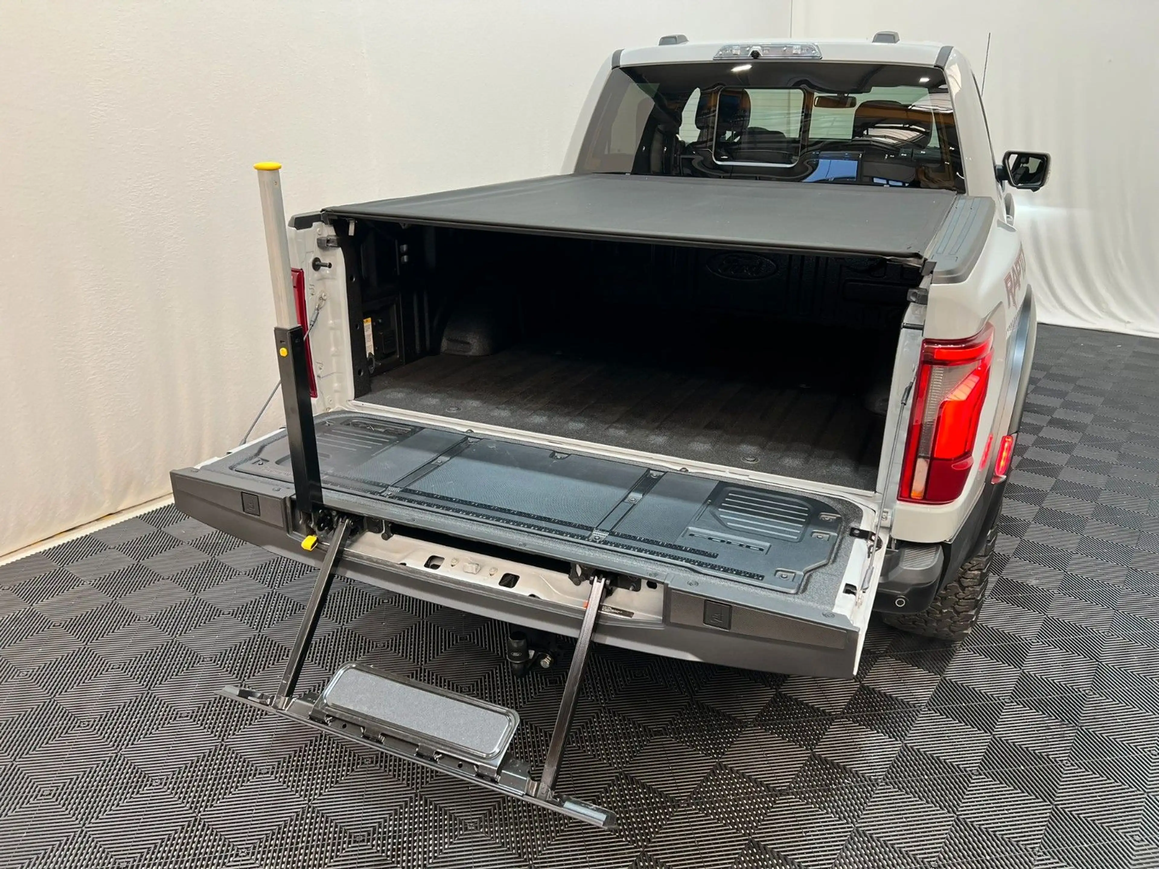 Ford F 150 F-150 RAPTOR  EcoBoost®  3.5L V6 *MY26* — photo 7