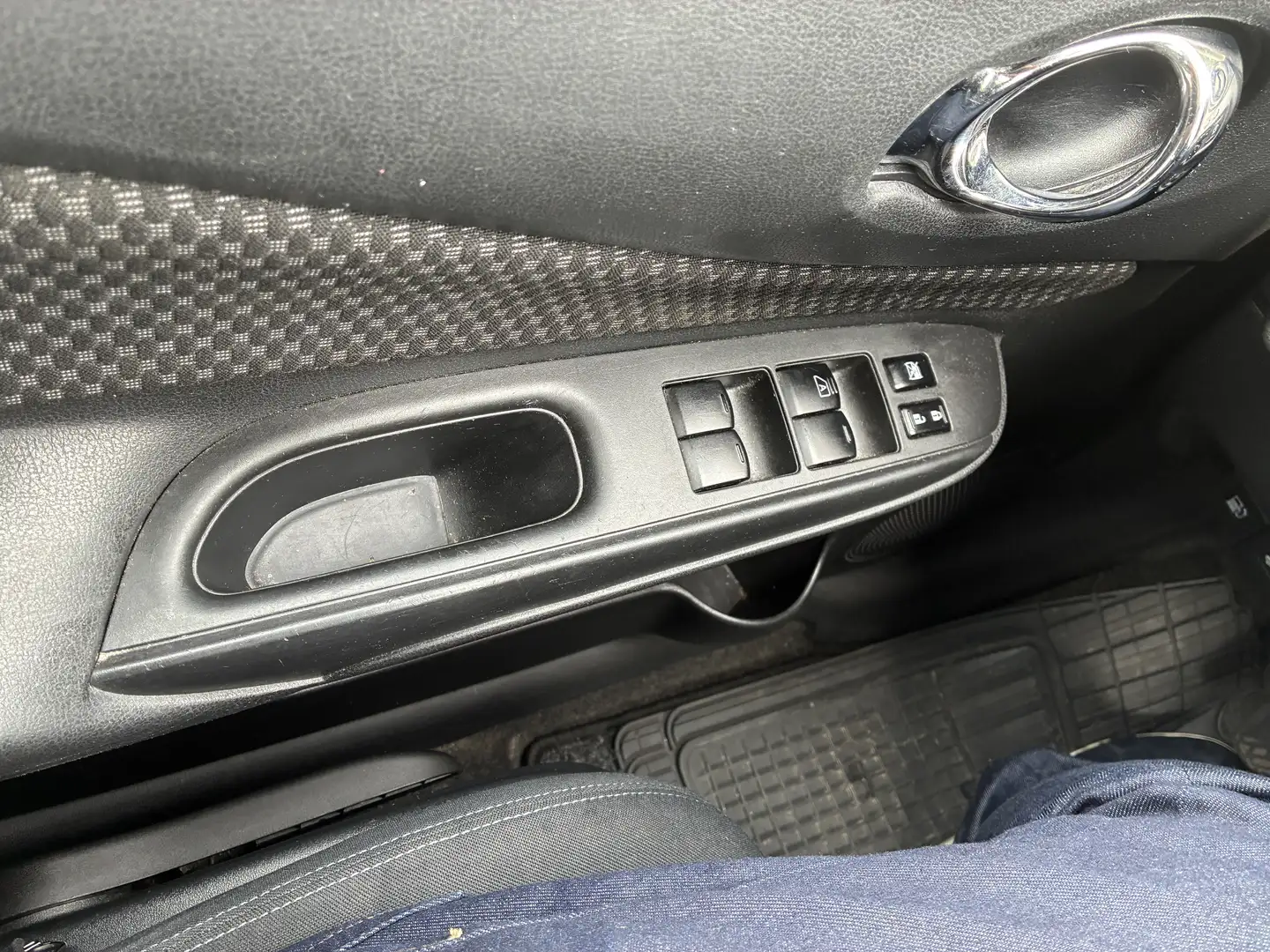 Nissan Note Avent 1.2 Noir - 2
