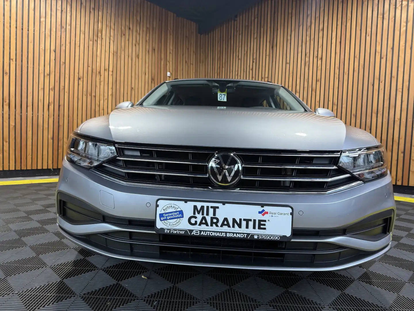 Volkswagen Passat Variant 1,5 TSI DSG *Navi*LED*Kam*ACC*Alu Silber - 2