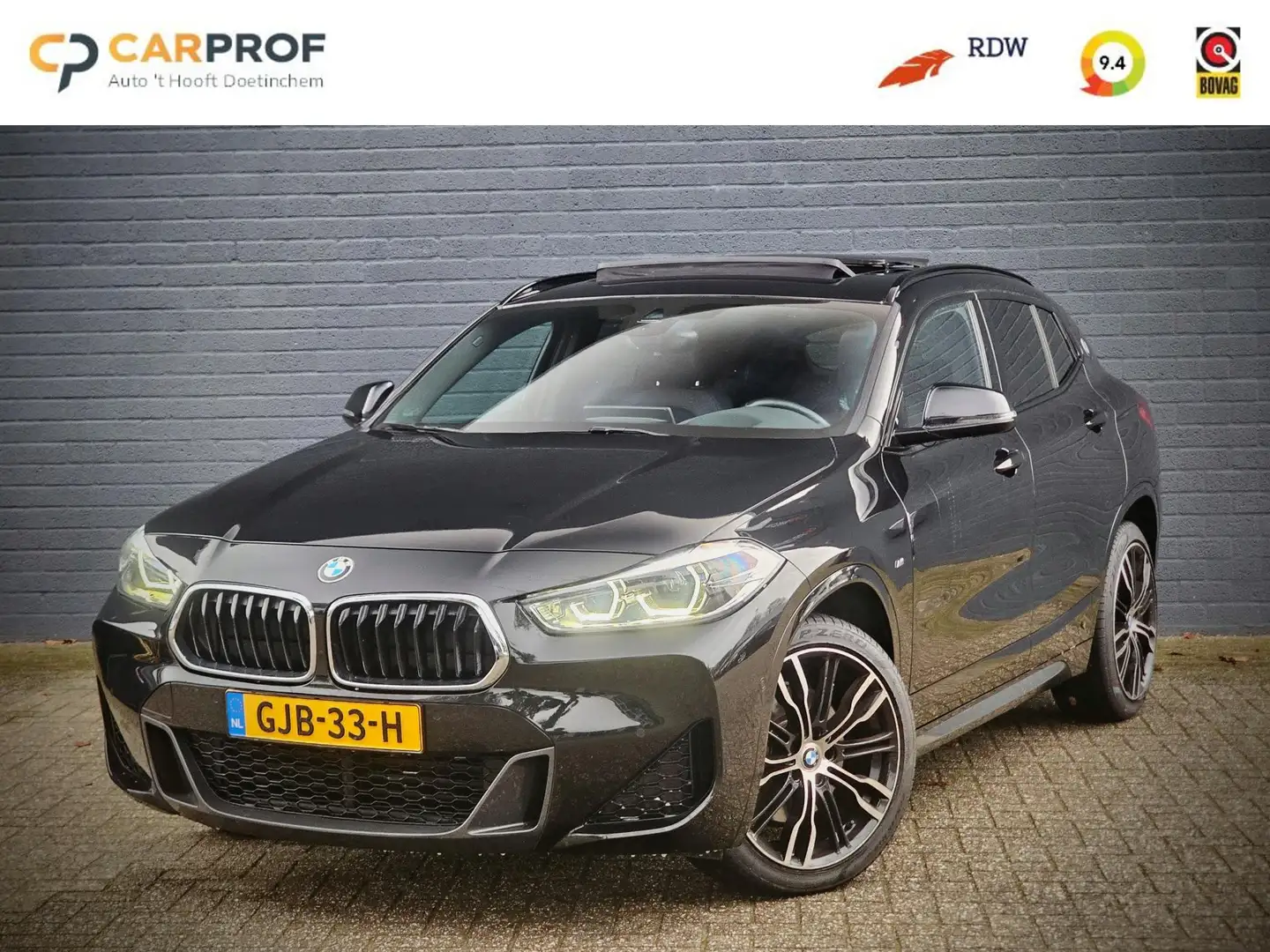 BMW X2 sDrive20i High Executive / PANO / HUD / M-SPORT Schwarz - 1