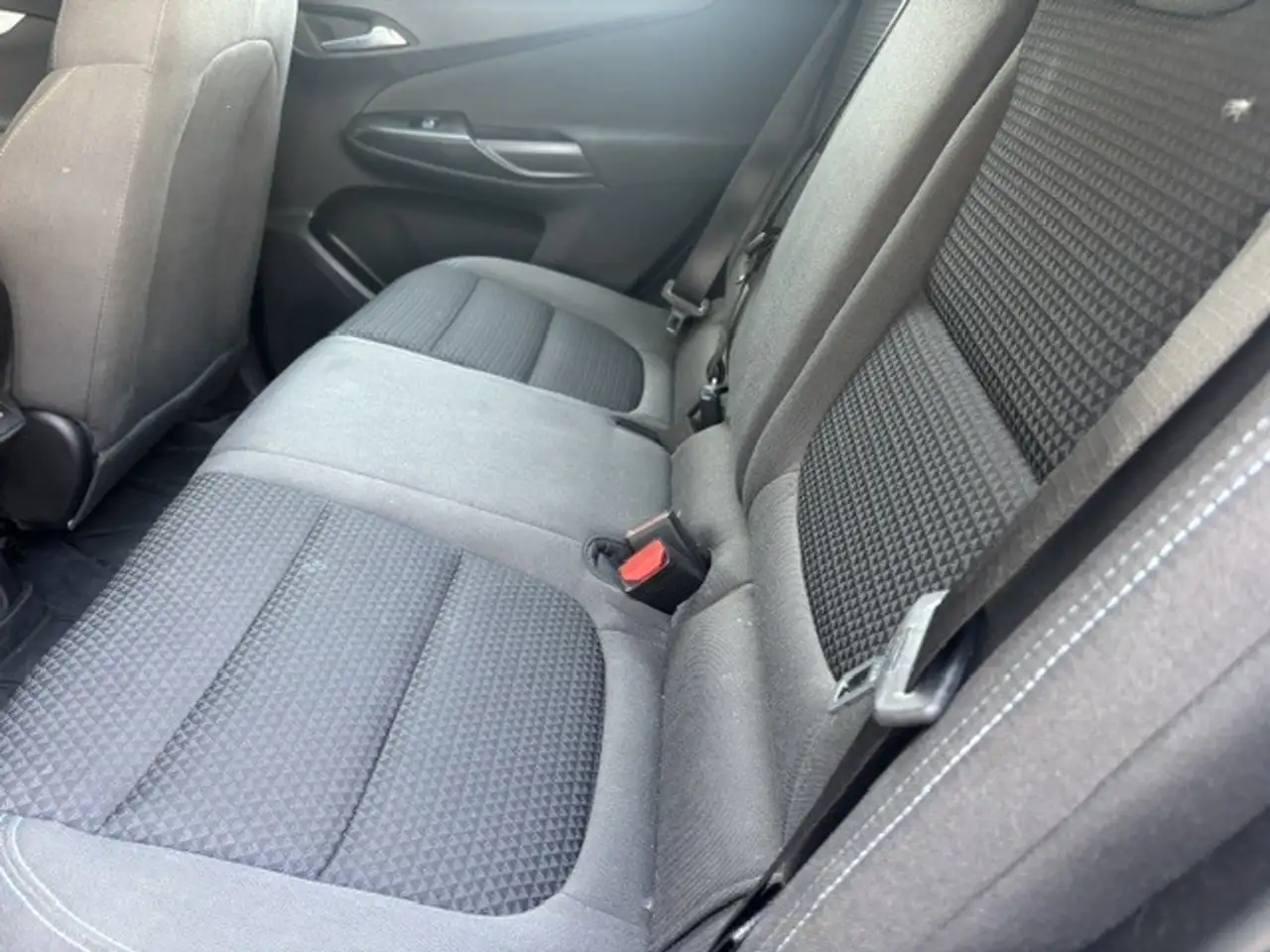 Chevrolet Bolt снимка Chevrolet Bolt