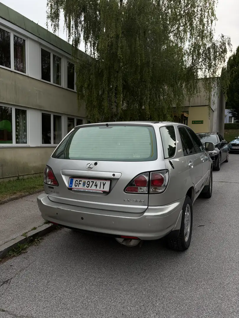 Lexus RX 300 - 2