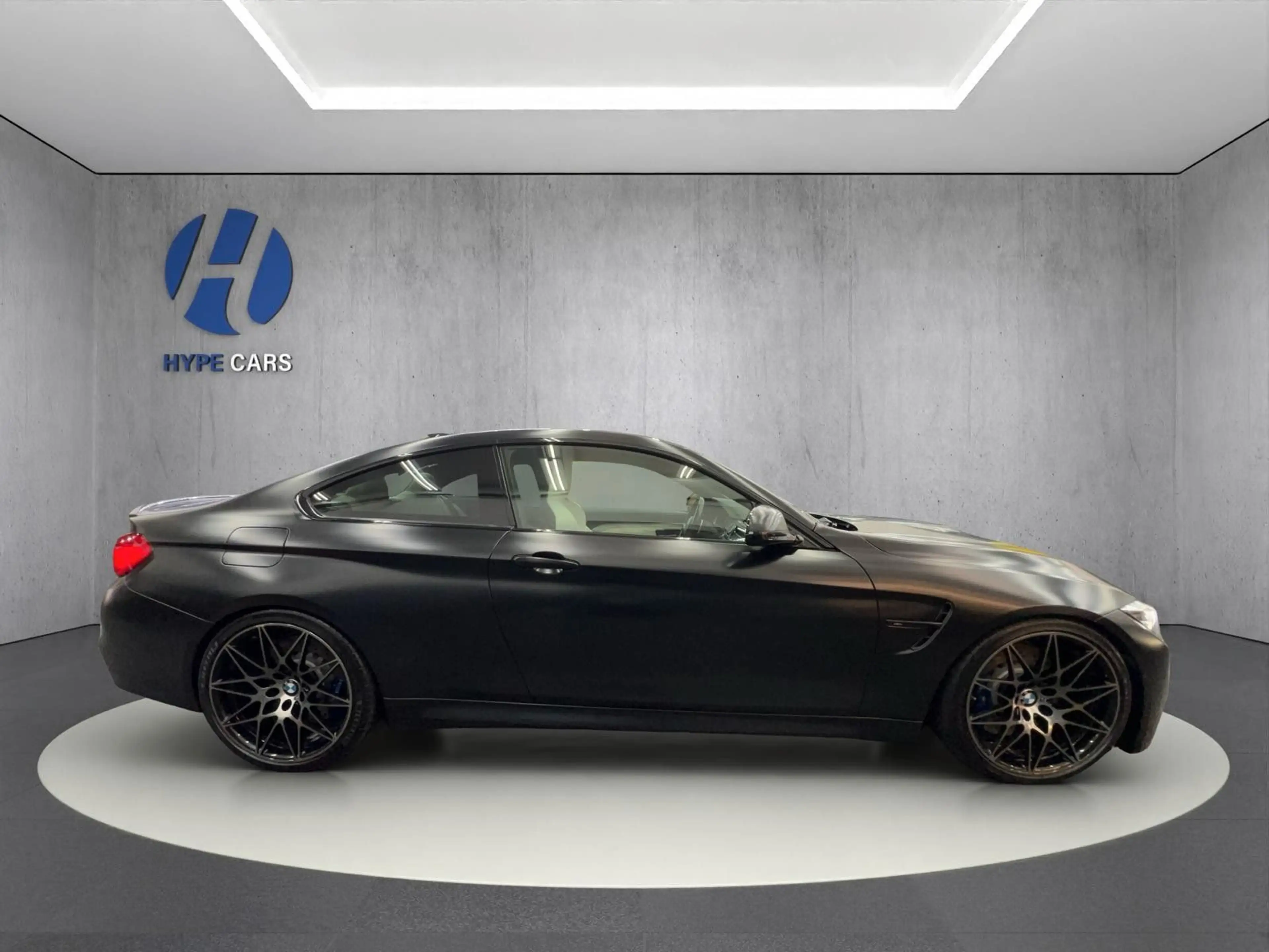BMW M4 Competition LED RFK HUD H/K Carbon — photo 7