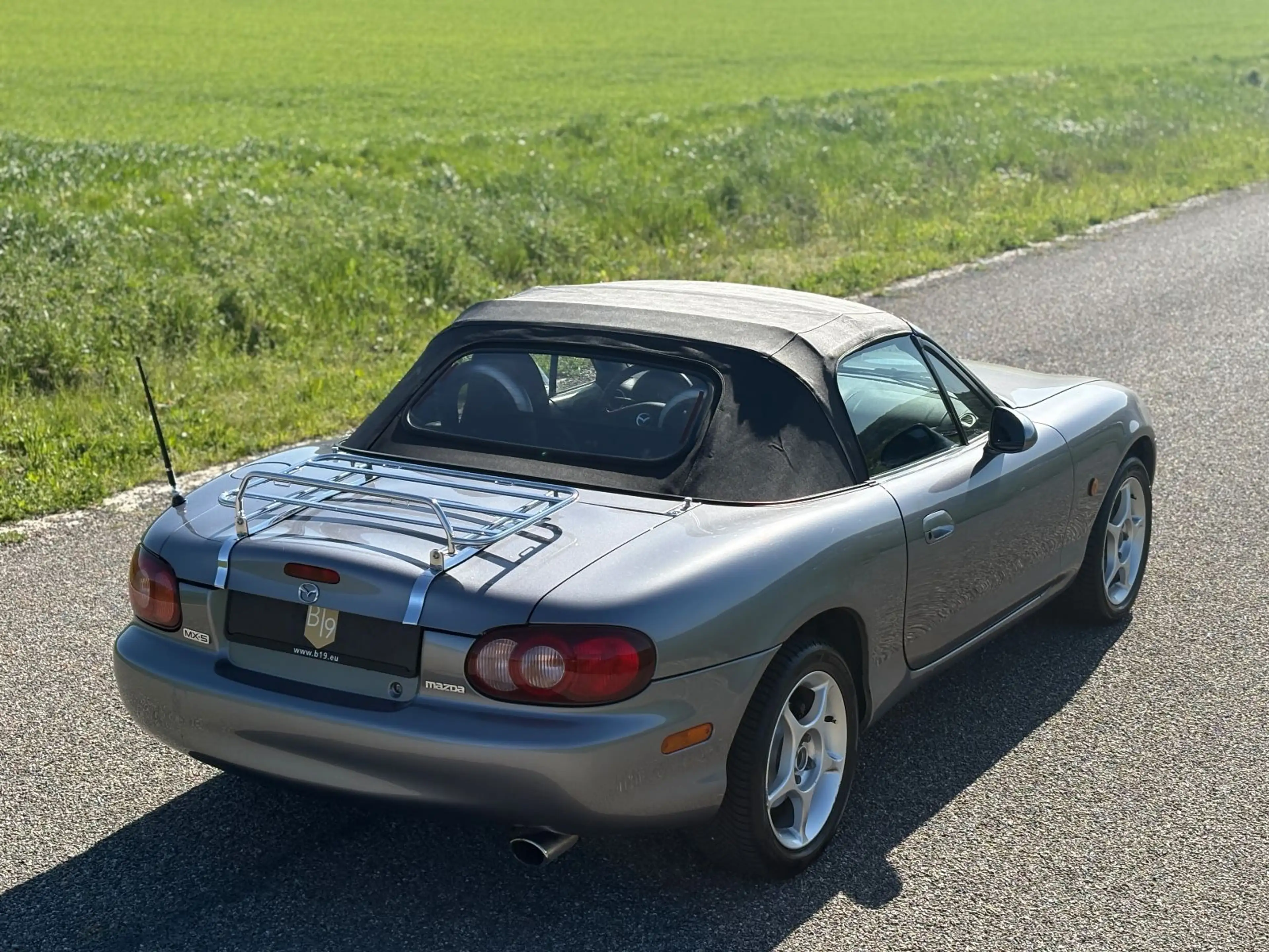 Mazda MX-5 1.6 16V Phoenix edition — photo 17