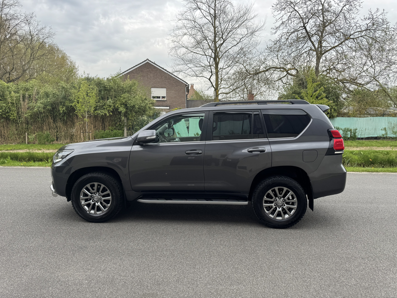 Toyota Land Cruiser 2.8 D-4D Aut / 4 Camera / Frigo/ Only Export Afrik — photo 8