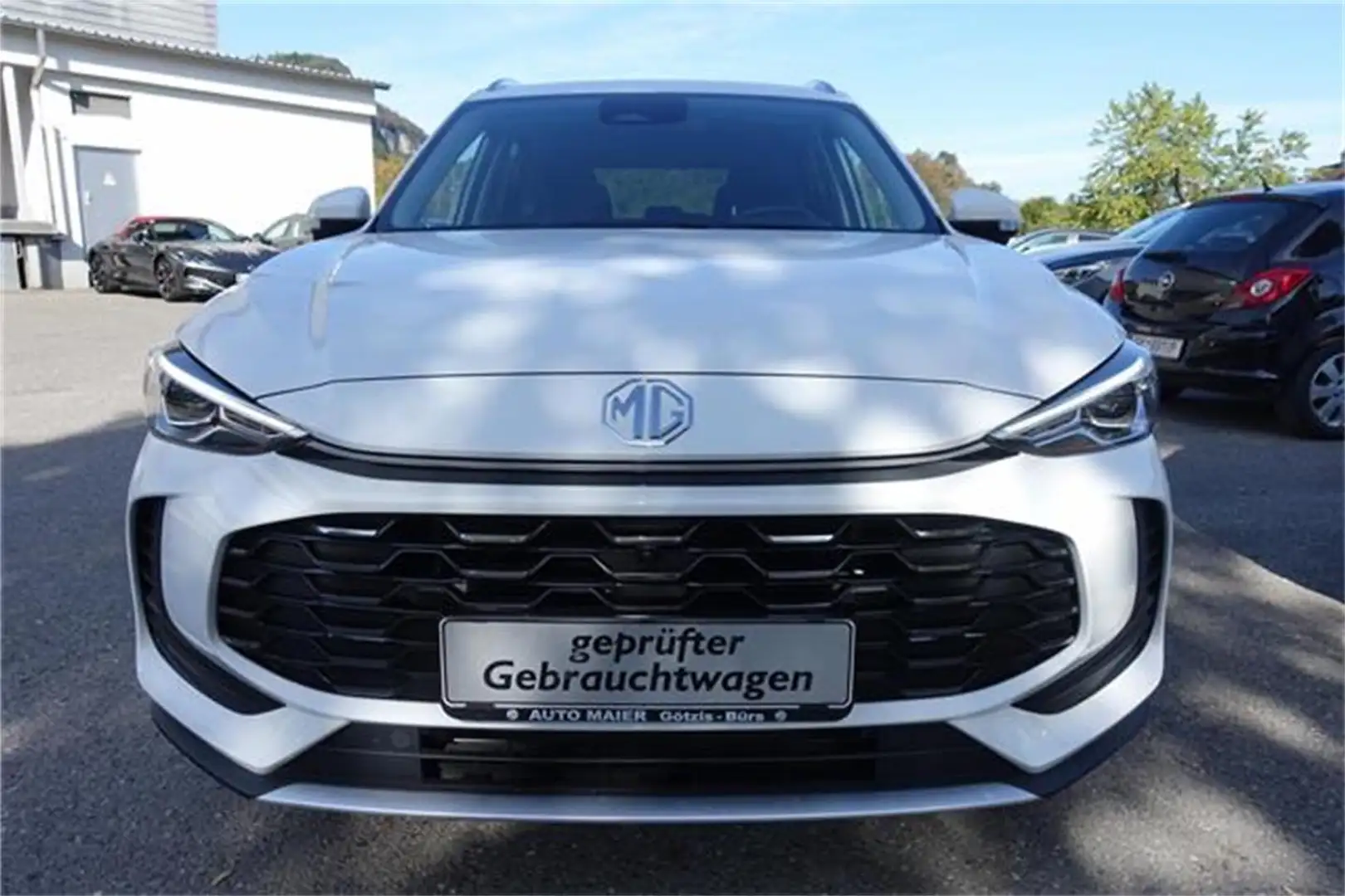 MG ZS 1.5 Hybrid+ Luxury Weiß - 2