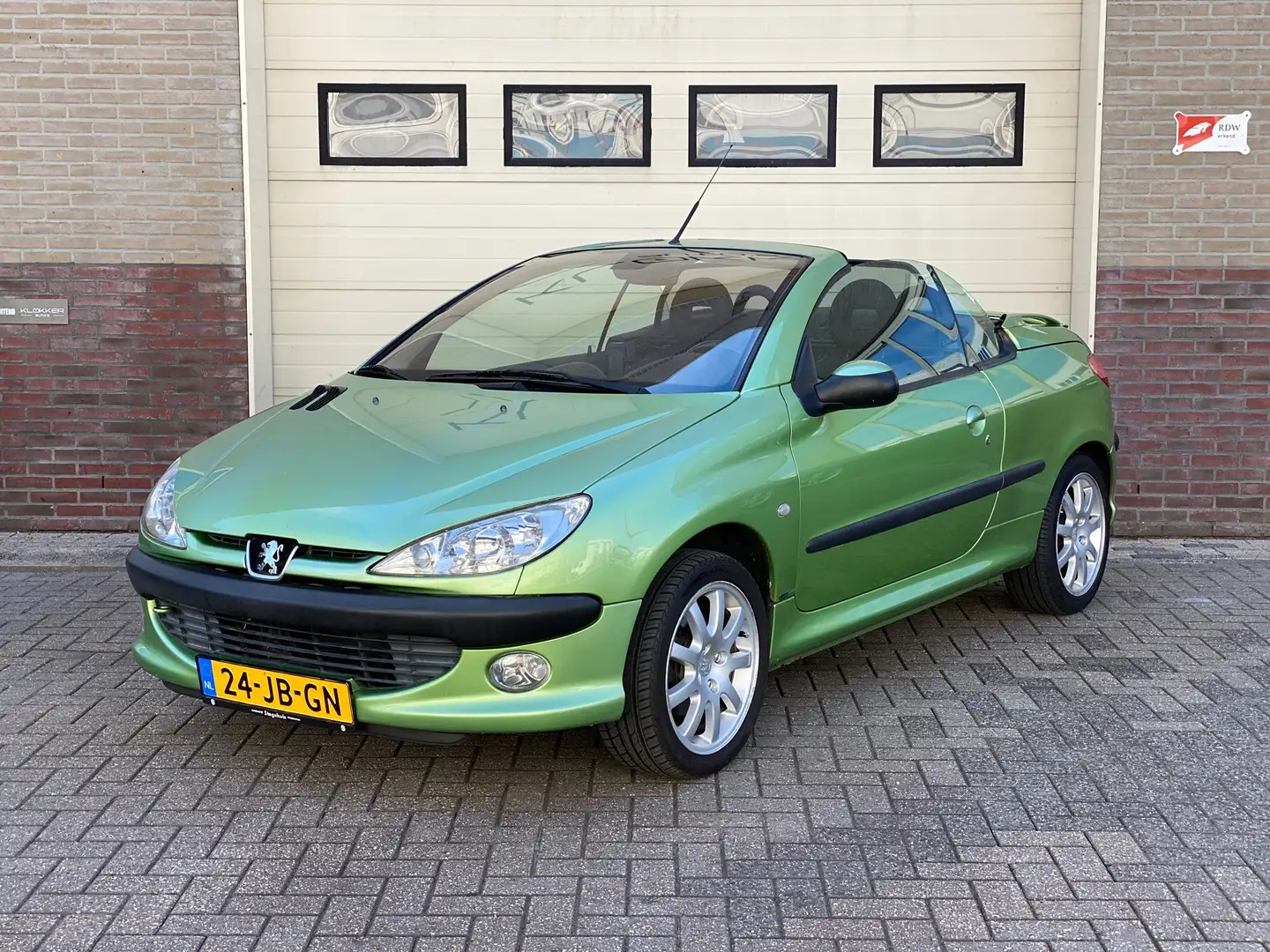 Peugeot 206 CC 2.0-16V Airco | Clima | APK 05-2026 Vert - 1