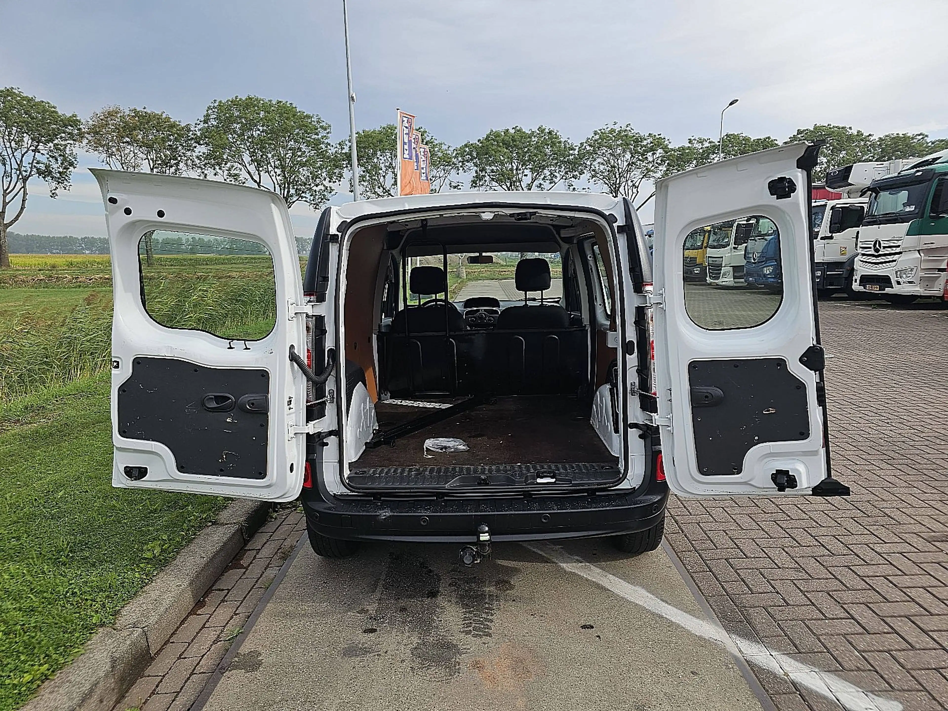 Renault Kangoo 1.5 L1 Trekhaak NAP AC! — photo 10