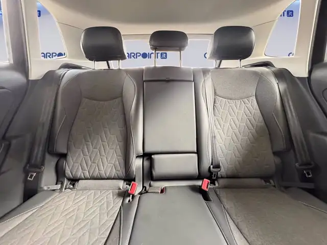 Volkswagen Tiguan view 10