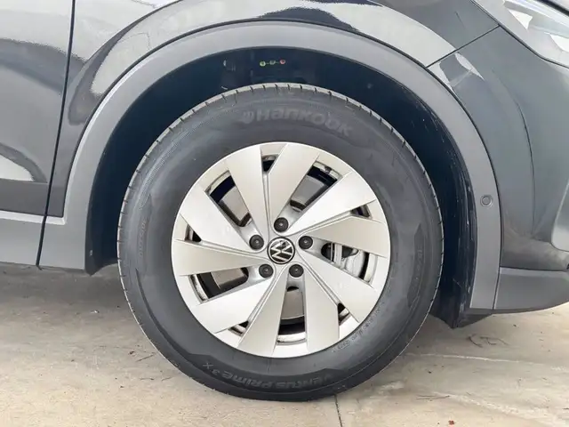 Volkswagen Tiguan view 15
