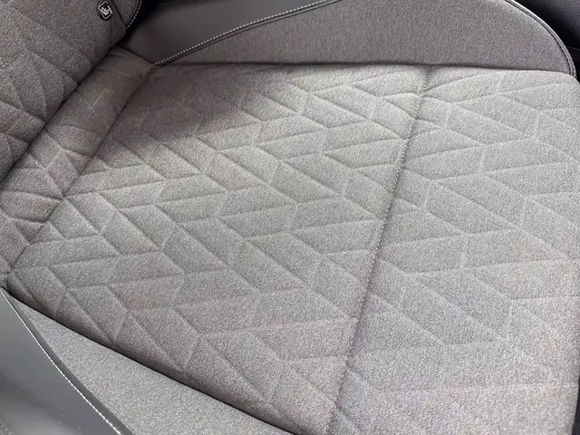Volkswagen Tiguan view 9