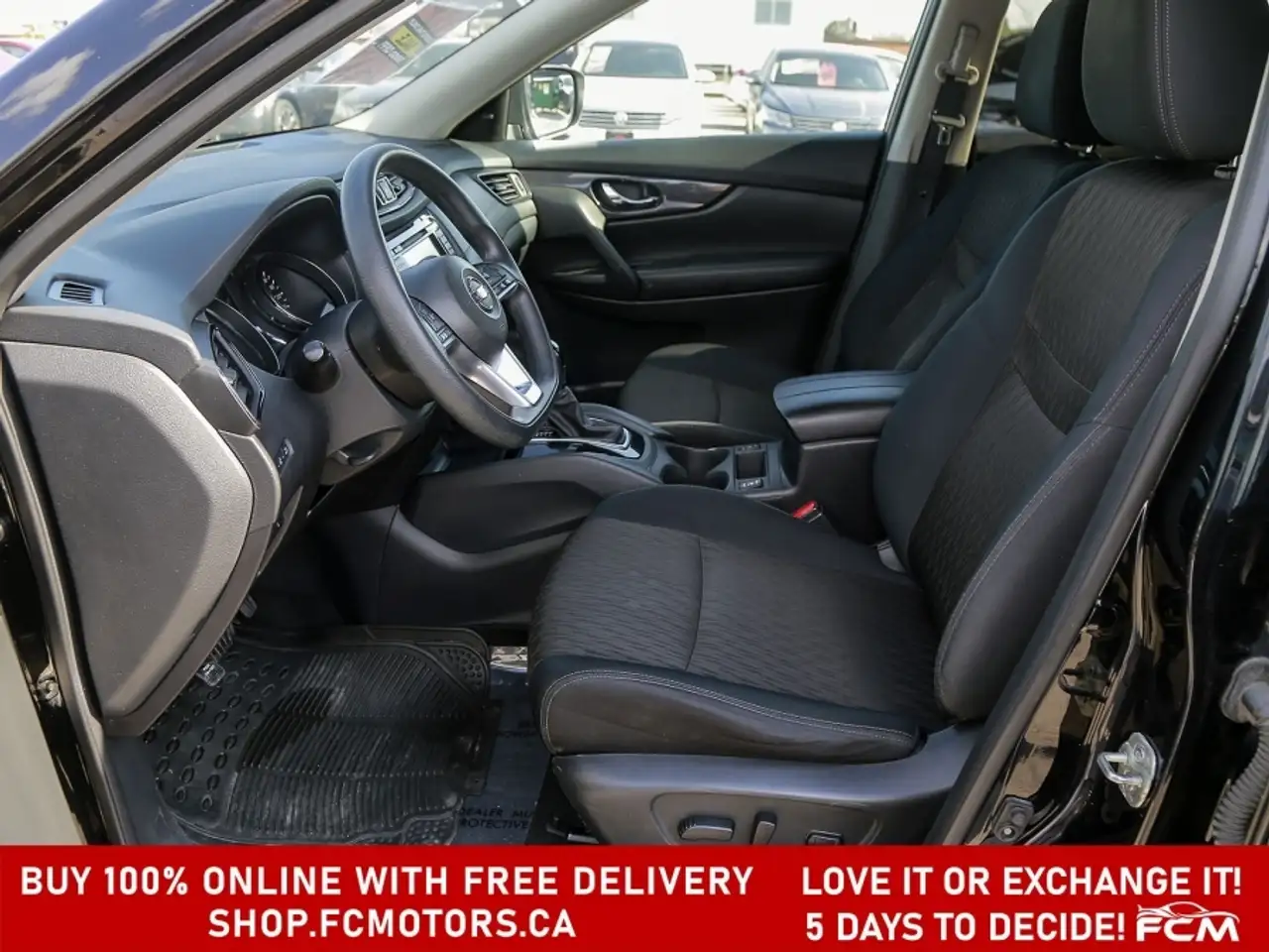 Nissan Rogue снимка Nissan Rogue