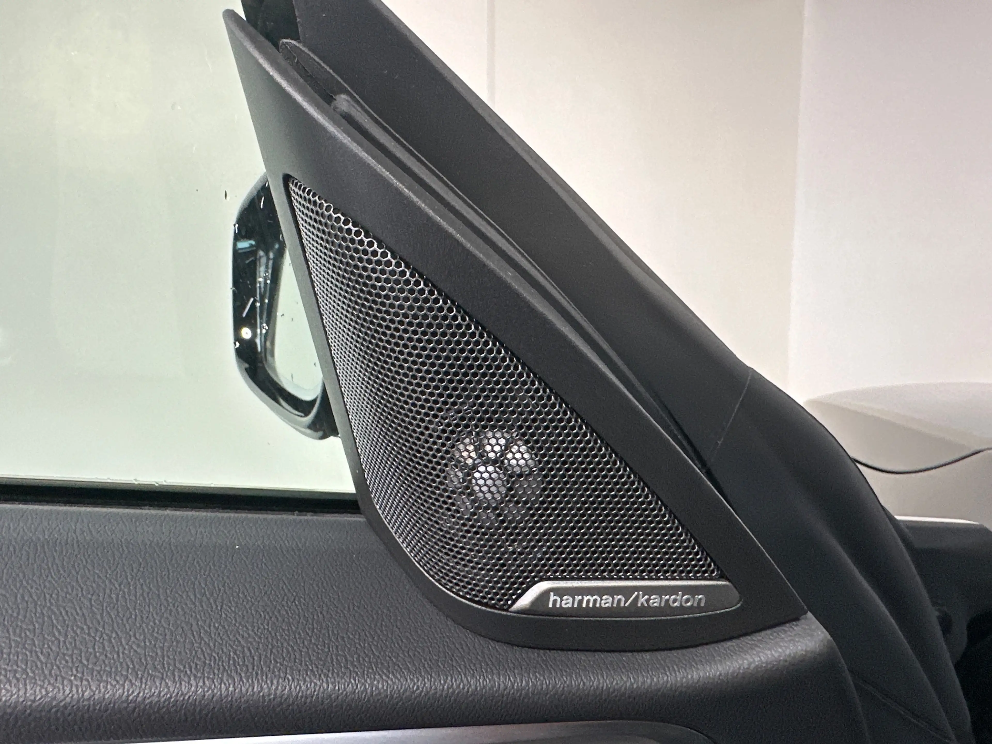 BMW i4 eDrive40 Gran Coupe M-Sport NAV+LED+360°+18ZO+VC — photo 11