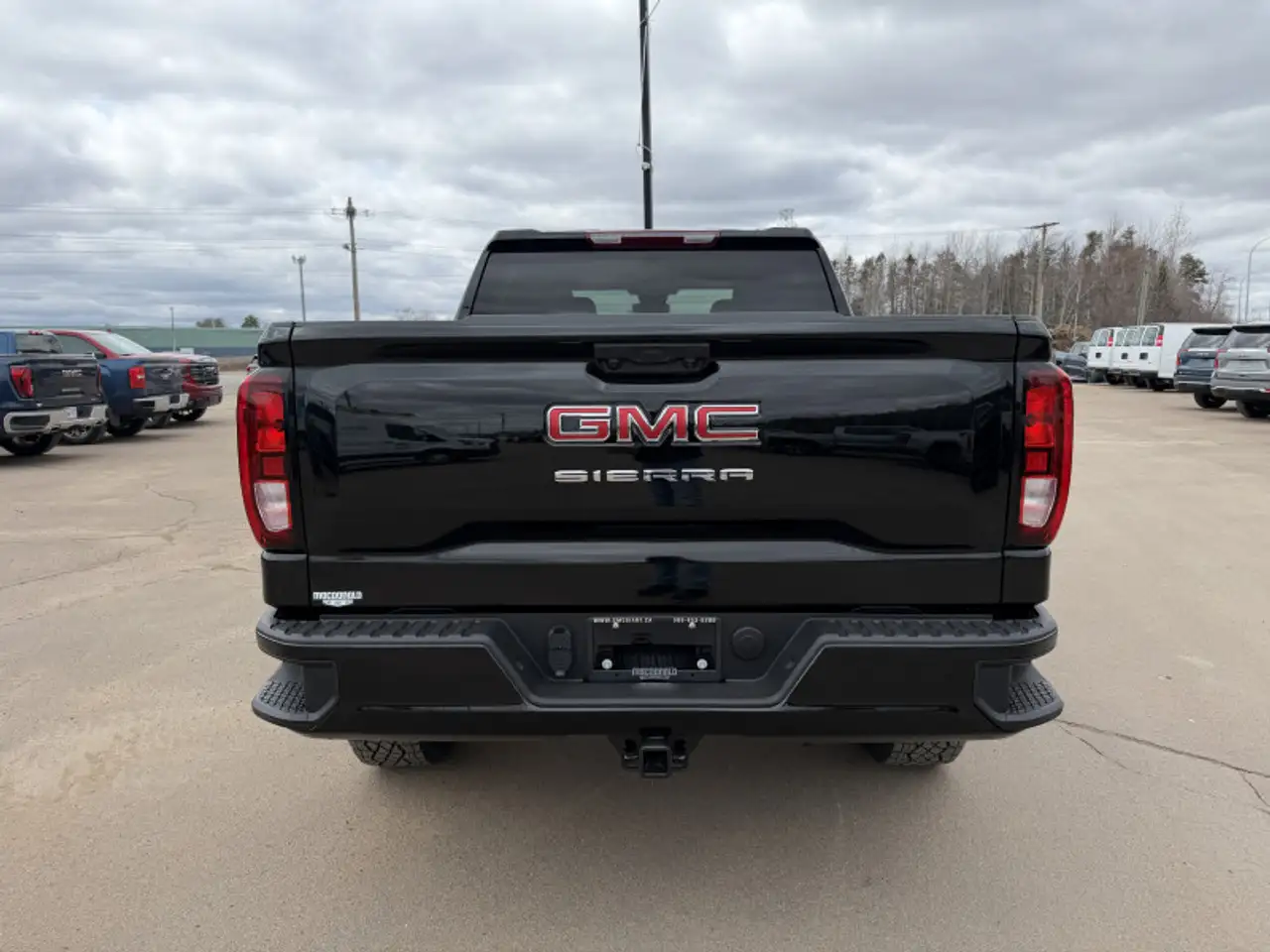 GMC Sierra 1500 снимка GMC Sierra 1500