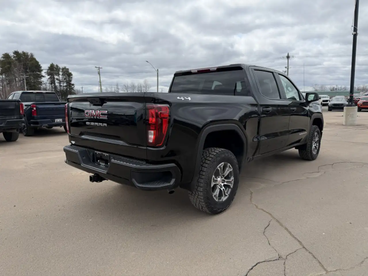GMC Sierra 1500 снимка GMC Sierra 1500