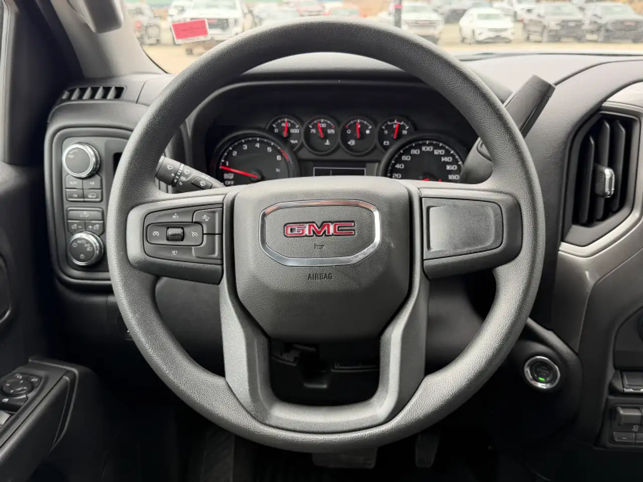 GMC Sierra 1500 снимка GMC Sierra 1500