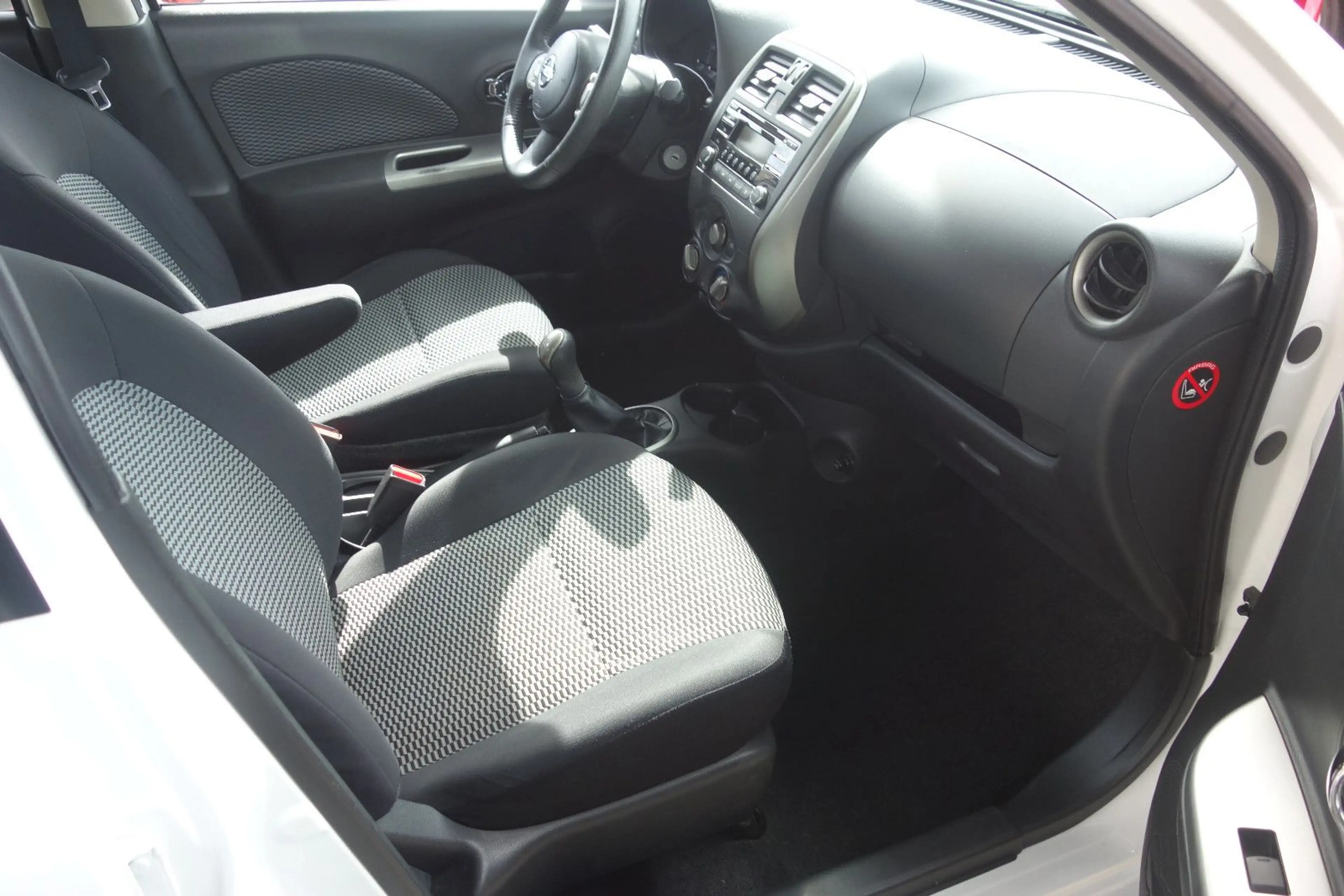 Nissan Micra Acenta — photo 15