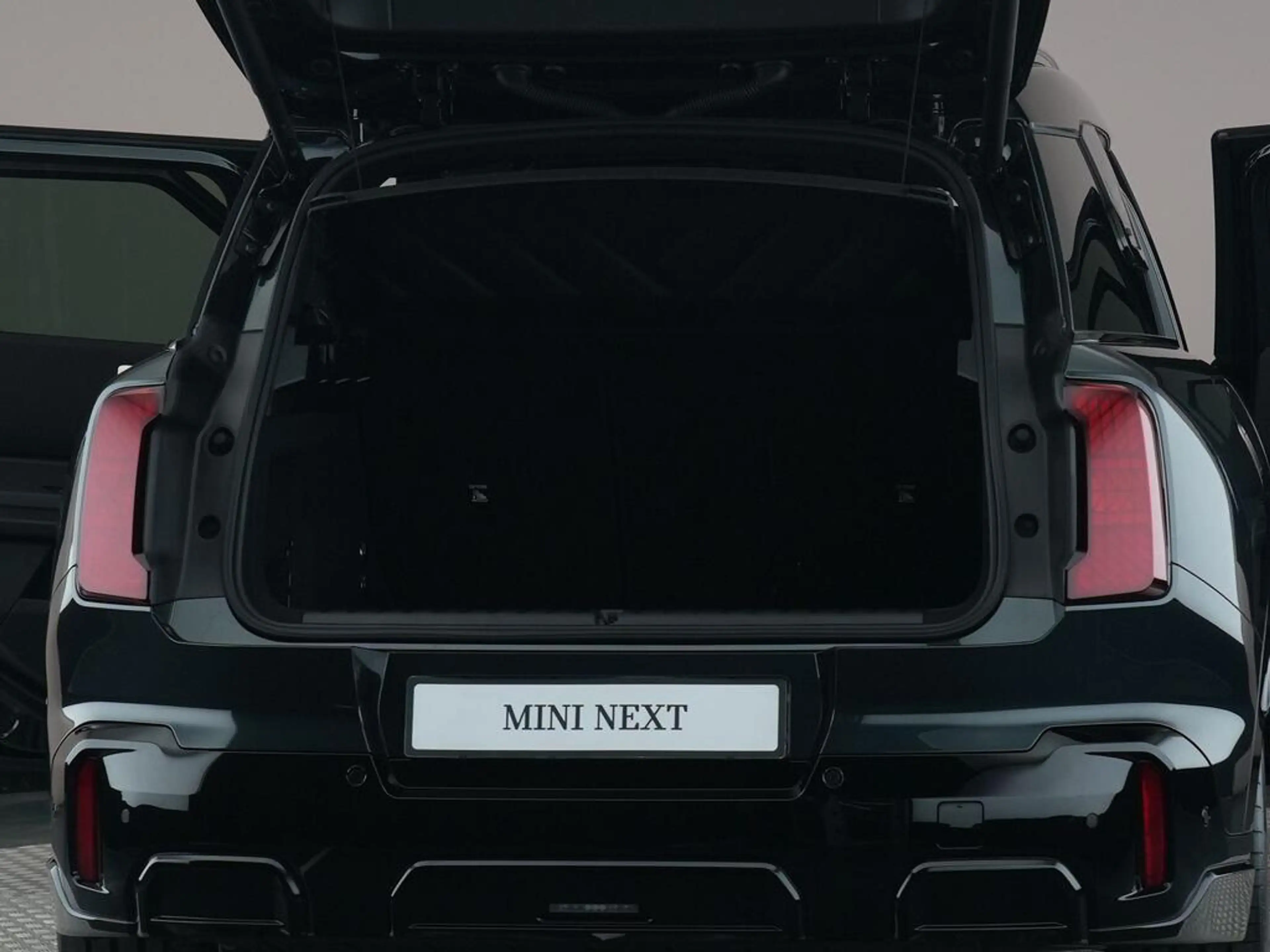 MINI John Cooper Works Countryman SE ALL4 XL 66.5 kWh — photo 12
