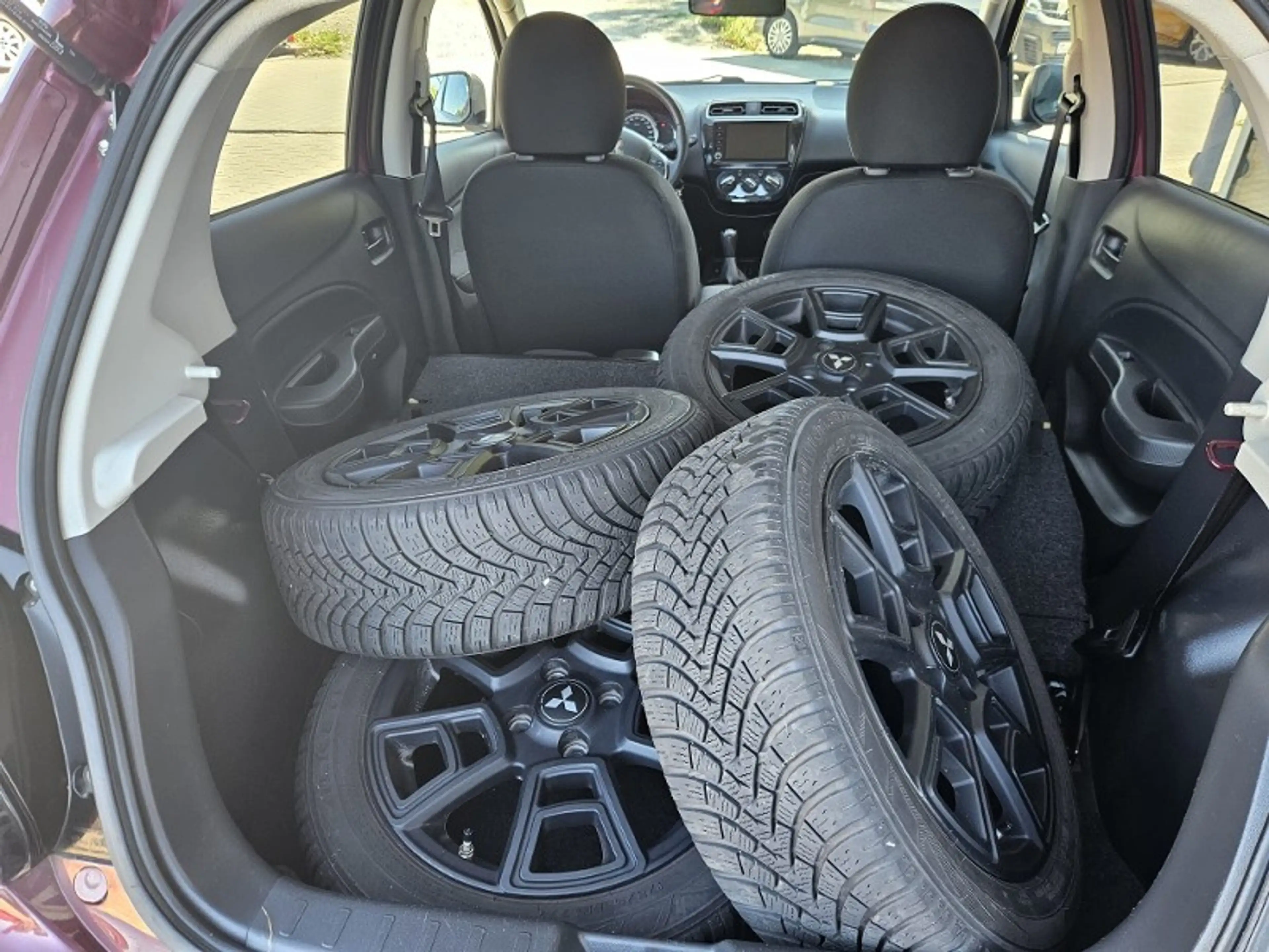 Mitsubishi Space Star Select+ 1.2 MIVEC ClearTec 5-Gang — photo 4