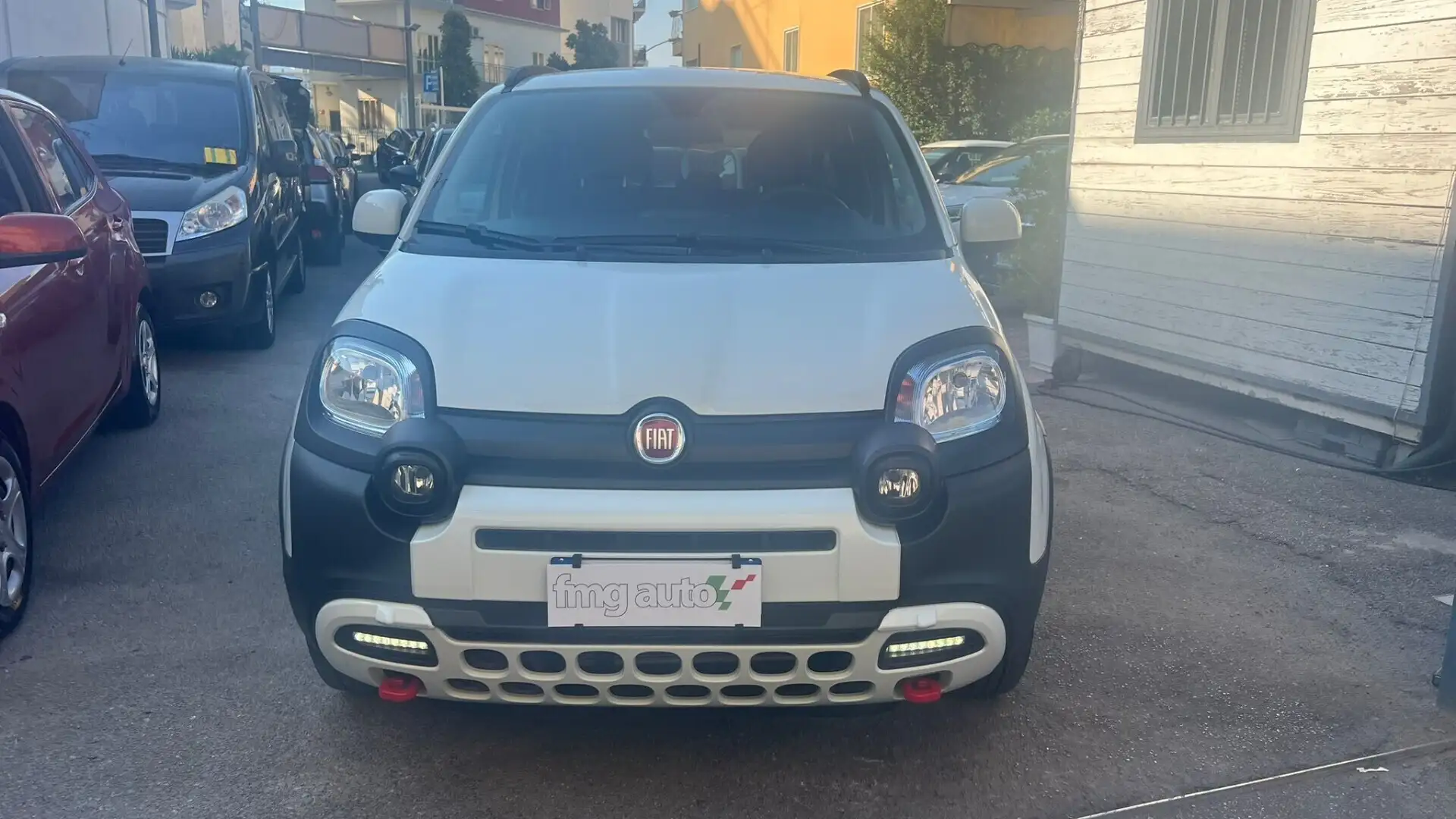 Fiat Panda Panda Cross 1.0 FireFly S&S Hybrid Blanc - 2
