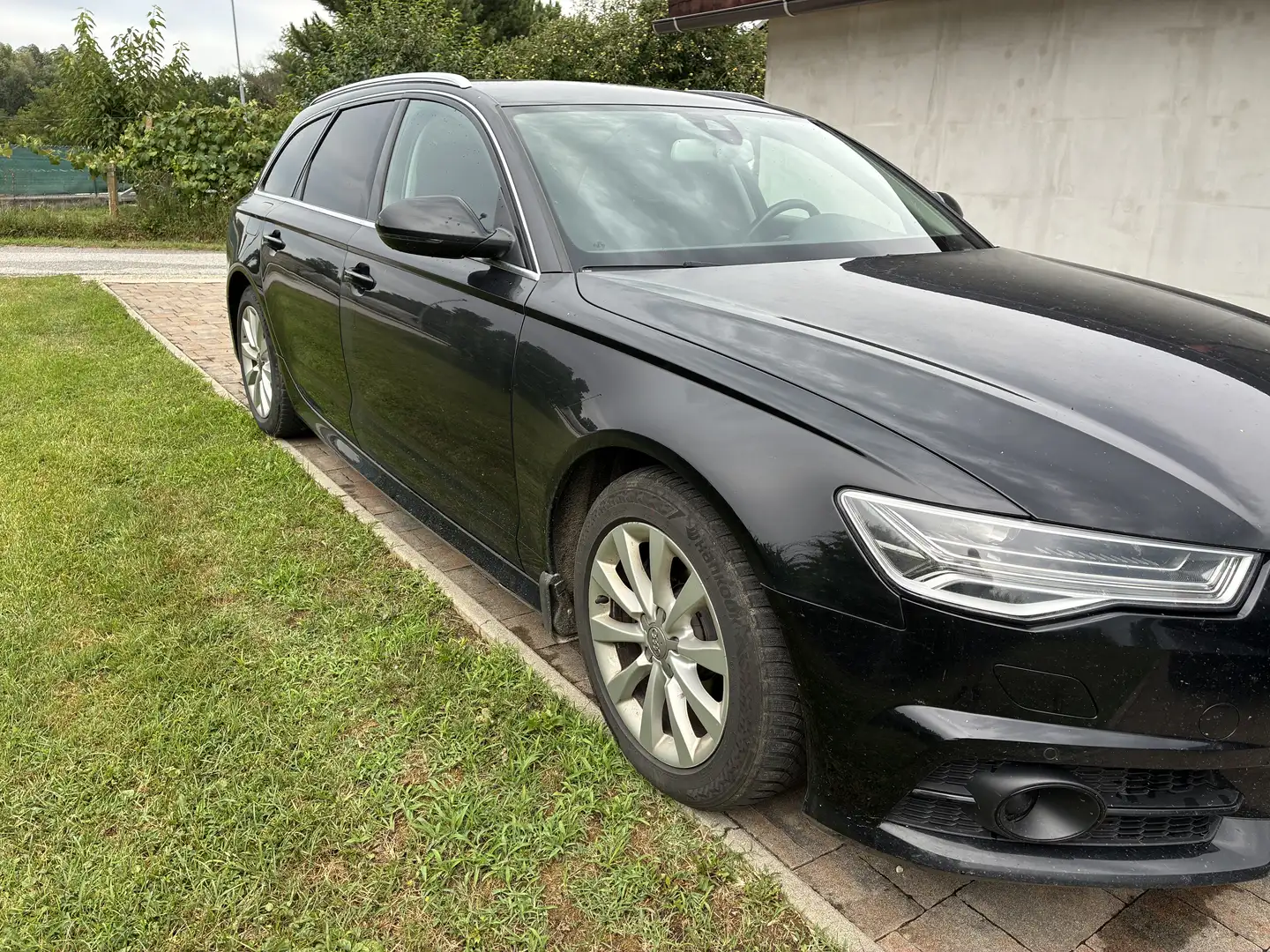 Audi A6 2.0 TDI ultra Schwarz - 1
