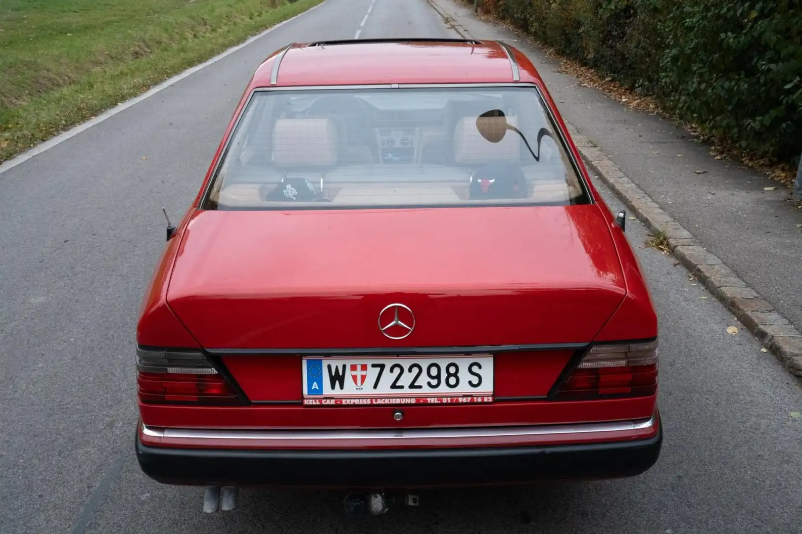 Mercedes-Benz E 300 D W124 V6 - 2