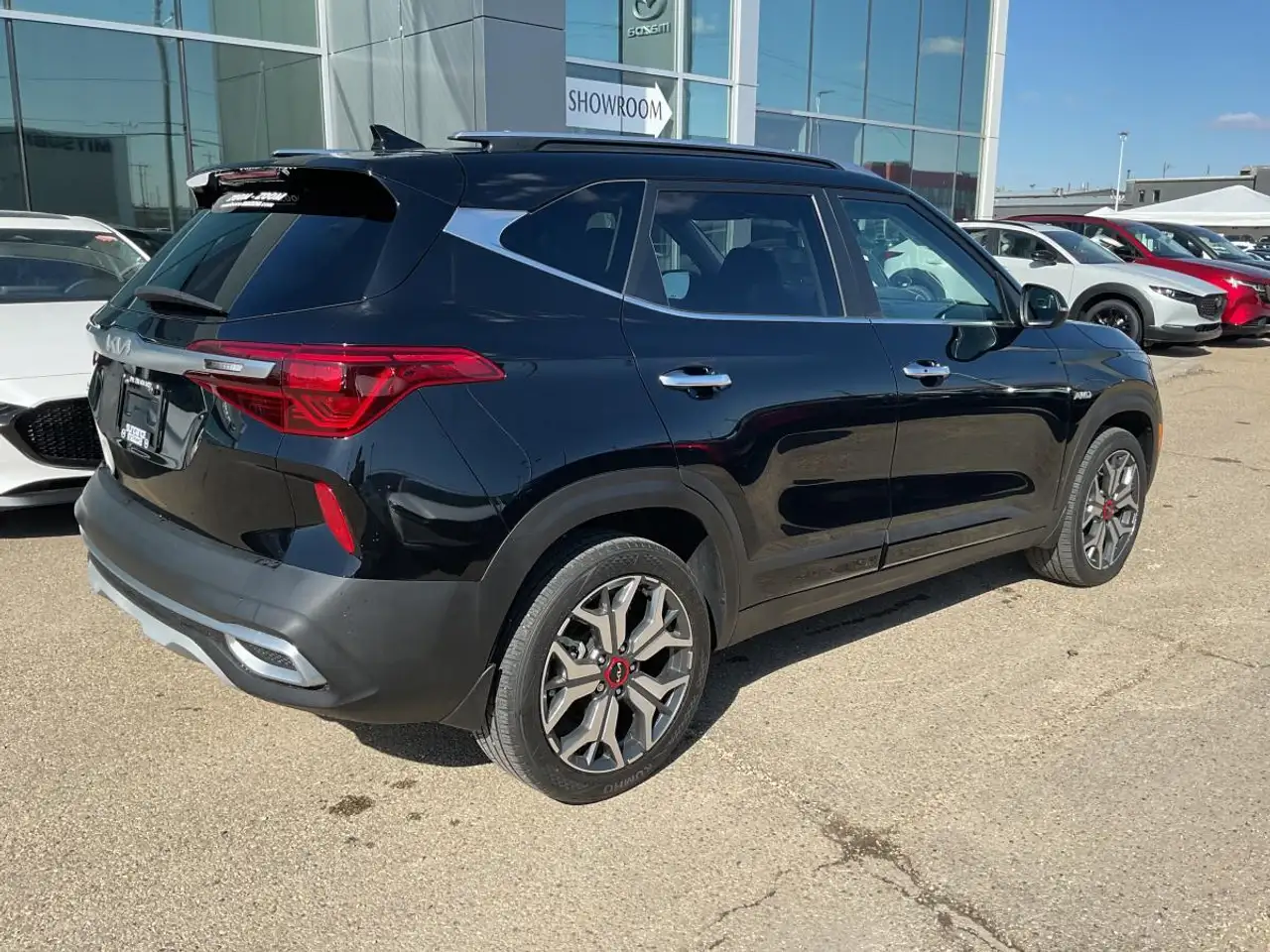 Kia Seltos снимка Kia Seltos