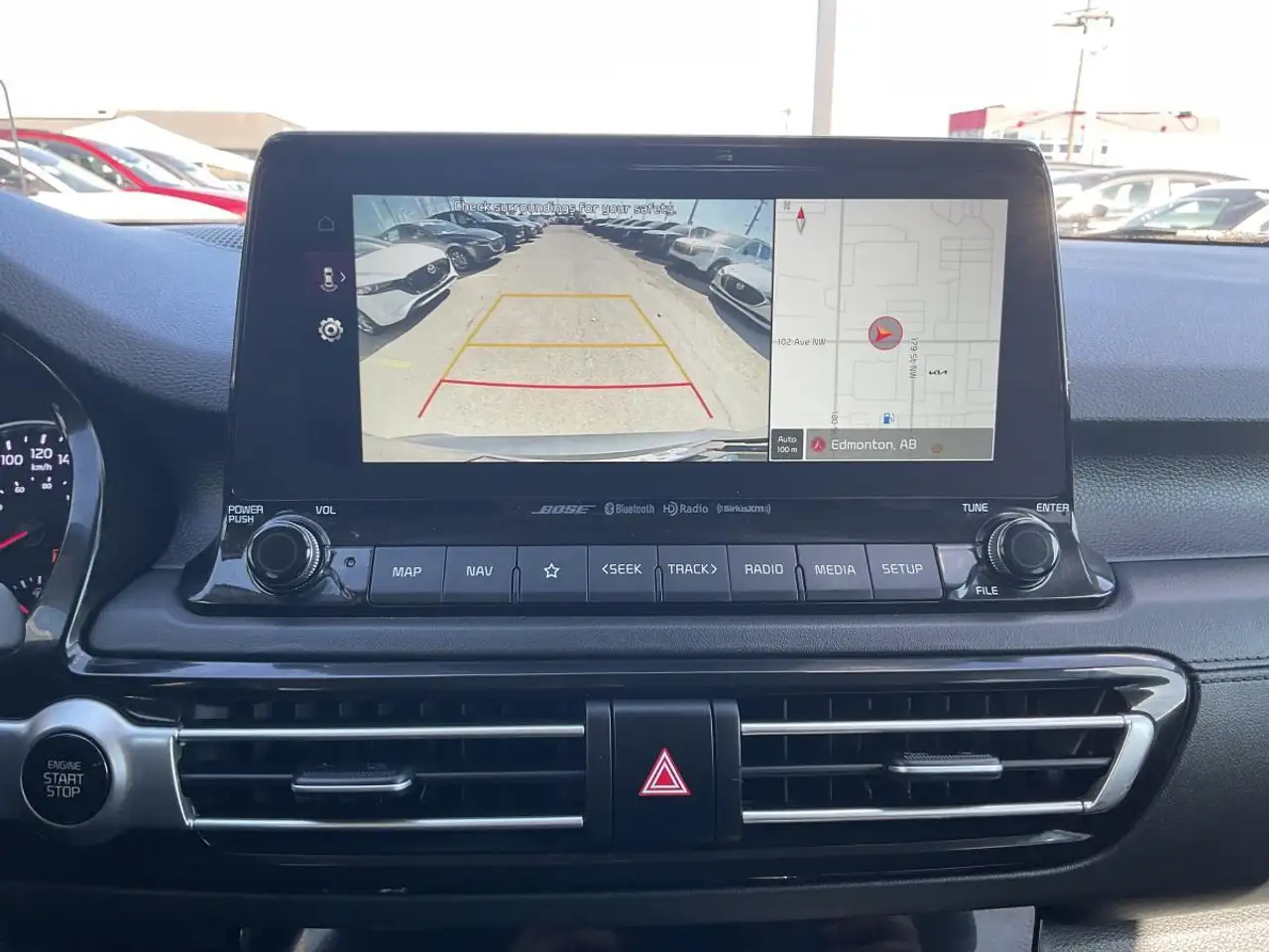 Kia Seltos снимка Kia Seltos