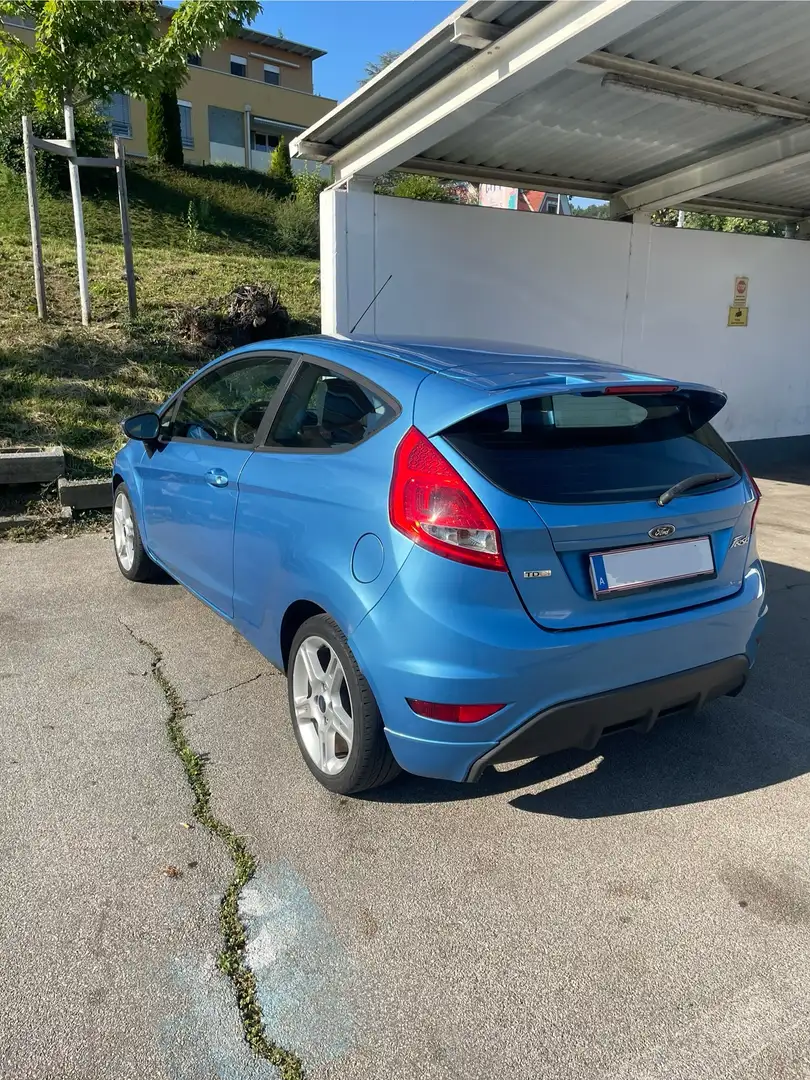 Ford Fiesta Sport - 2