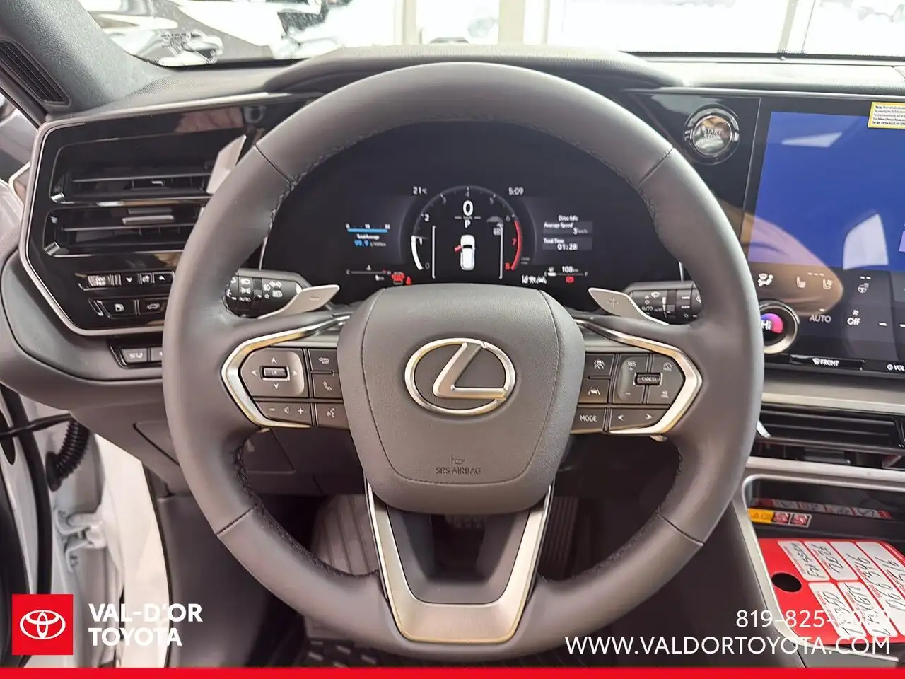 Lexus TX снимка Lexus TX