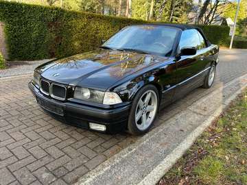 BMW E36 AUTOMAAT 328i van 02-1995