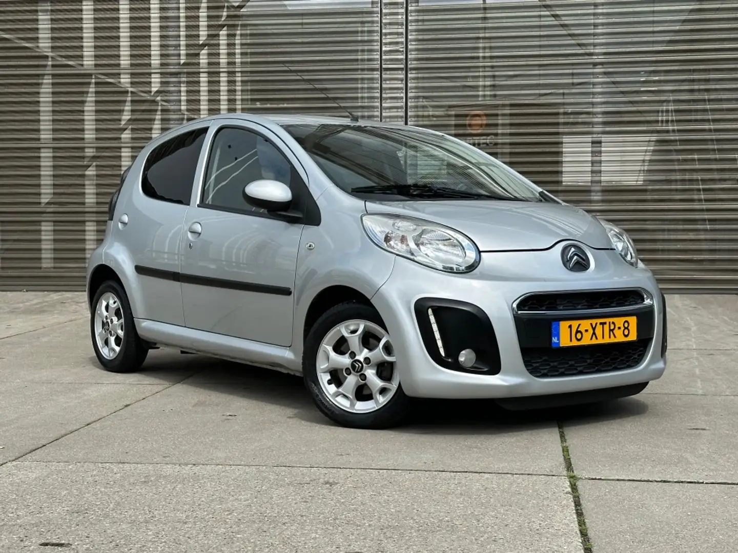 Citroen C1 1.0 FIRST EDITION AIRCO/LM VELGEN !! Grau - 2